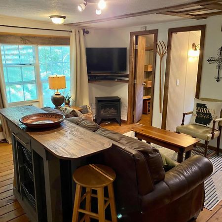 Convenient Cottage-Hot Tub, 4 Minutes To Dahlonega Buitenkant foto