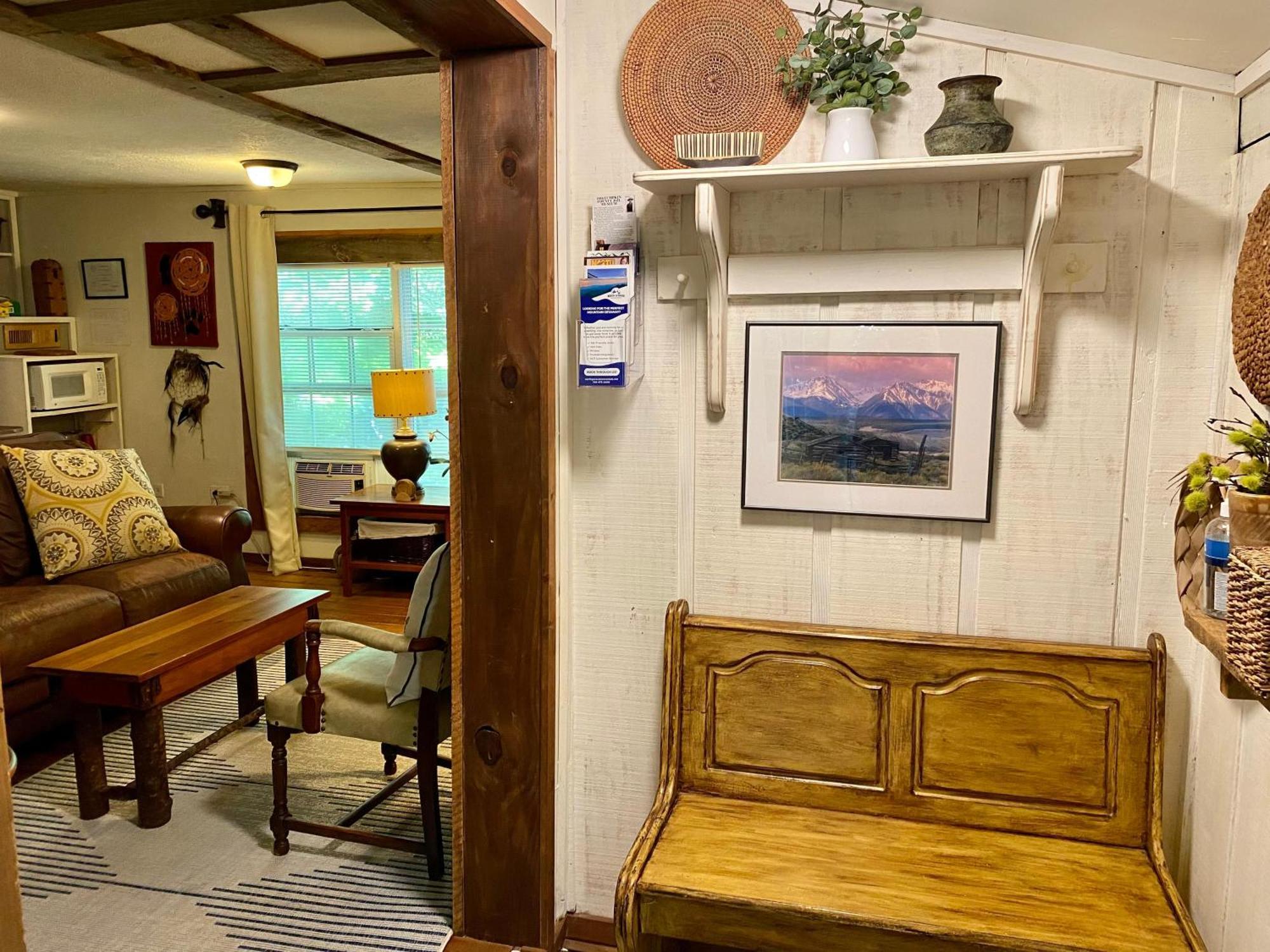 Convenient Cottage-Hot Tub, 4 Minutes To Dahlonega Buitenkant foto