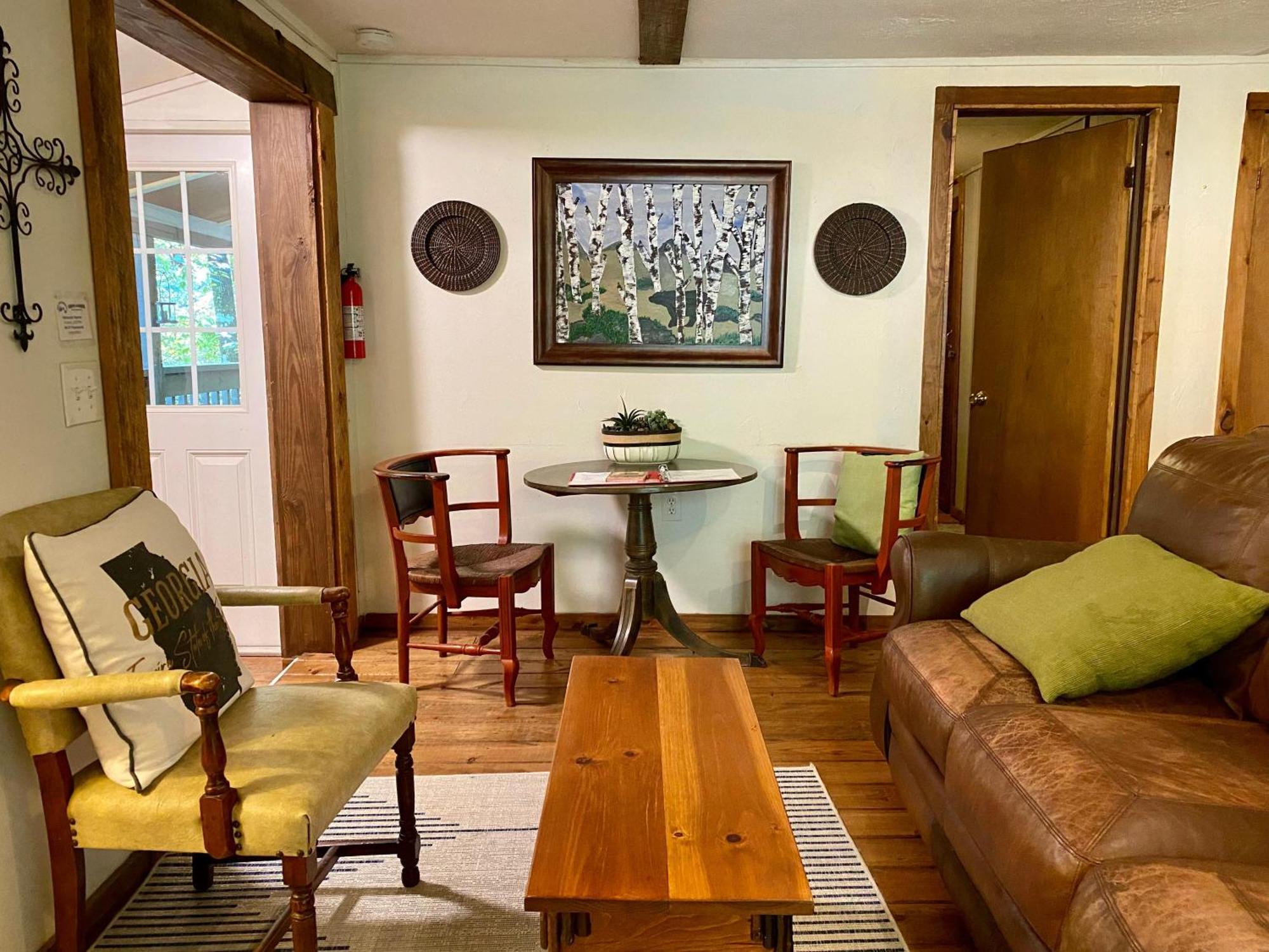 Convenient Cottage-Hot Tub, 4 Minutes To Dahlonega Buitenkant foto