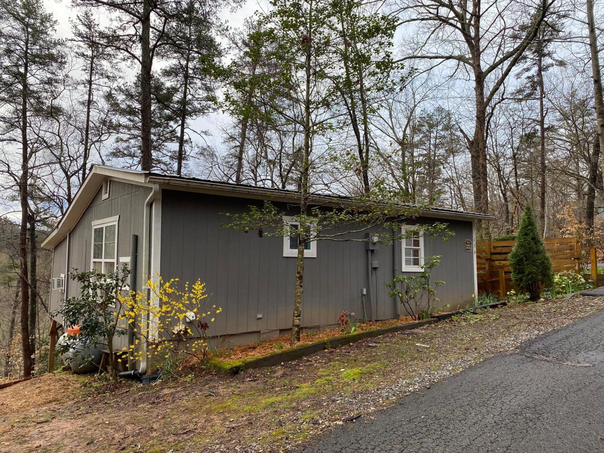 Convenient Cottage-Hot Tub, 4 Minutes To Dahlonega Buitenkant foto